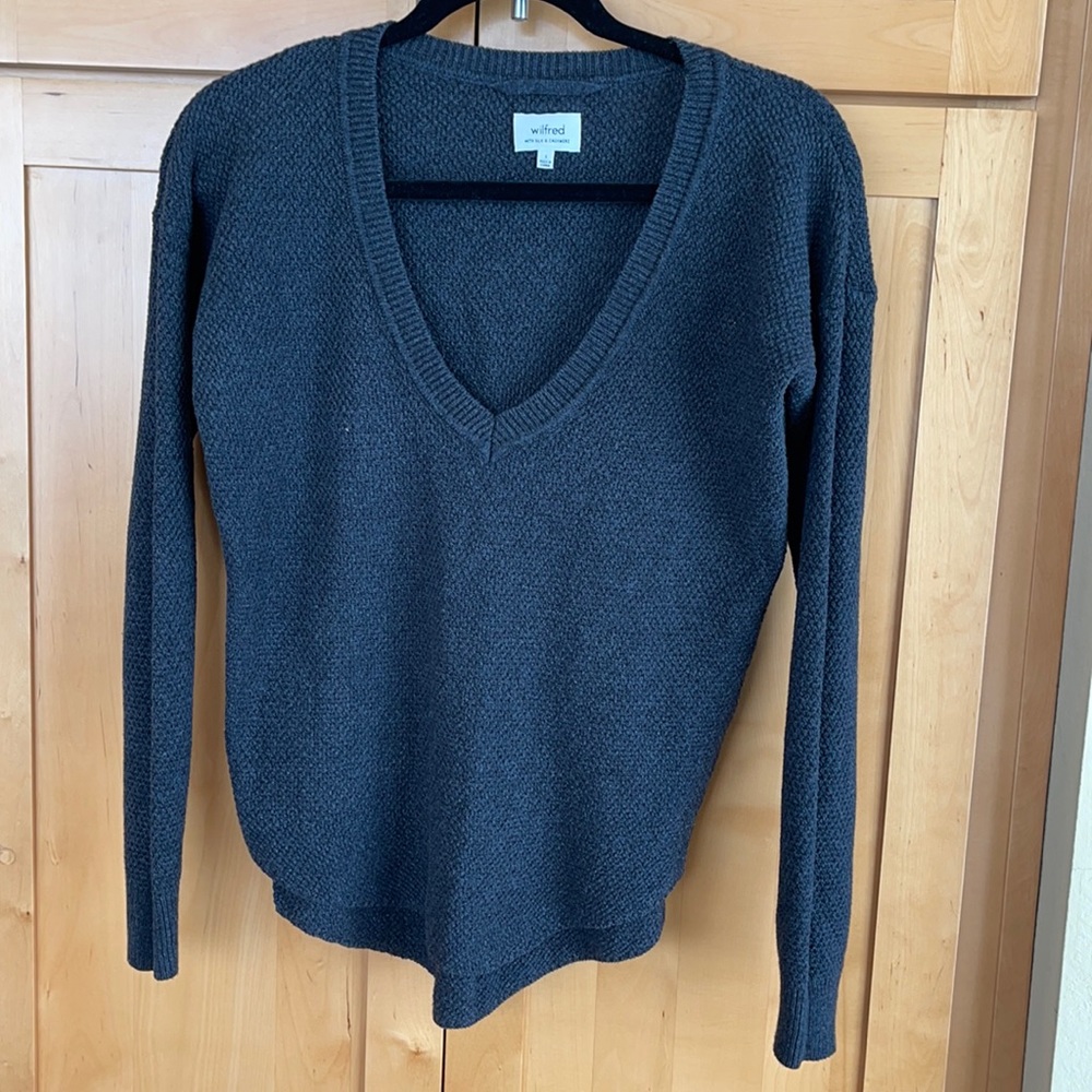 Wilfred sweater